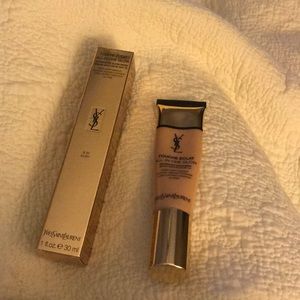 YSL All-in-one face glow Foundation Shade B20